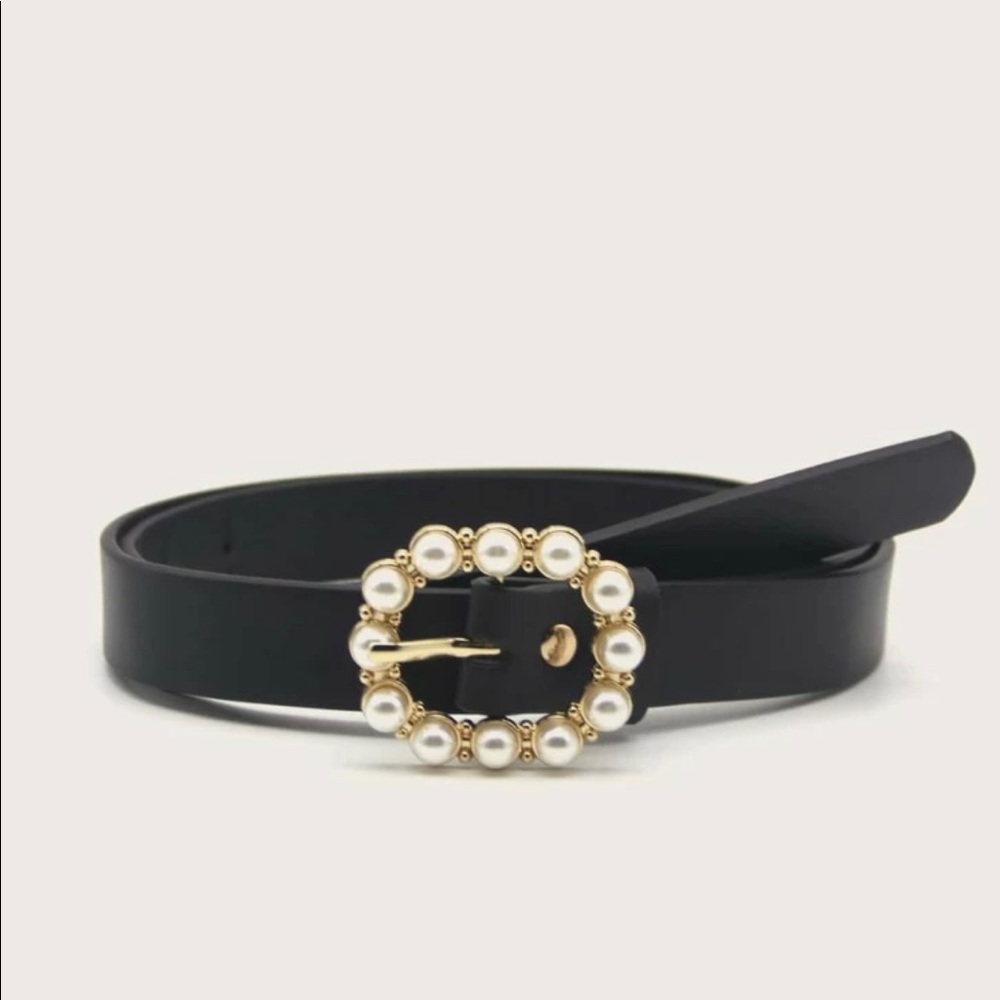 BRAND NEW BLACK BELT WITH PEARL DECOR